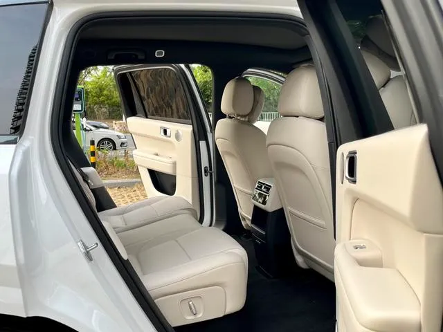 3e99f6b509ba406c813e8f0f68da1044_tplv-f042mdwyw7-auto-webp_640_0 Used Li L6 2024 SAU000018