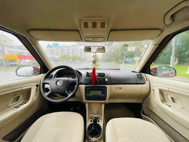 Used 2011 Skoda Fabia SAU000038 (2) Used 2011 Skoda Fabia SAU000038