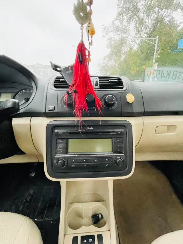 Used 2011 Skoda Fabia SAU000038 (3) Used 2011 Skoda Fabia SAU000038