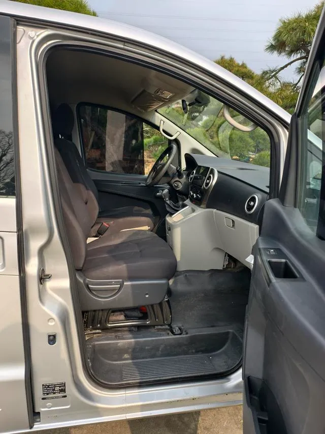 Used 2012 JAC Refine M3 SAU000068 (1) Used 2012 JAC Refine M3 SAU000068