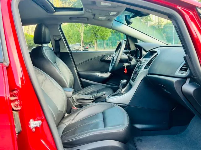 Used 2013 Buick Excelle SAU000055 (9) Used 2013 Buick Excelle SAU000055