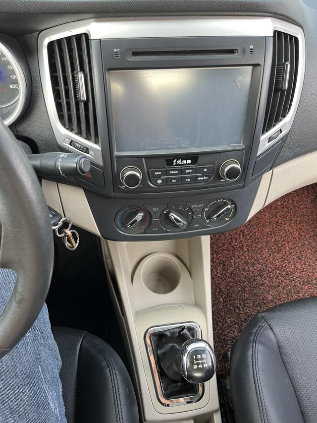 Used 2014 DongFeng Aeolus A3 SAU000063 (5) Used 2014 DongFeng Aeolus A3 SAU000063