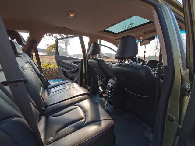 Used 2015 BaoJun 560 SAU000057