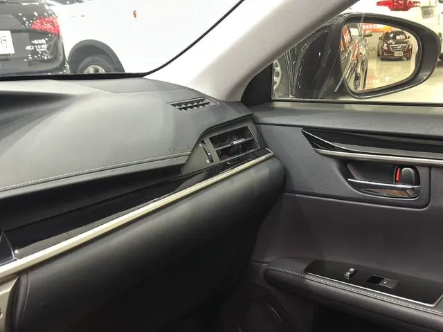 Used 2015 Lexus ES SAU000071 (1) Used 2015 Lexus ES SAU000071