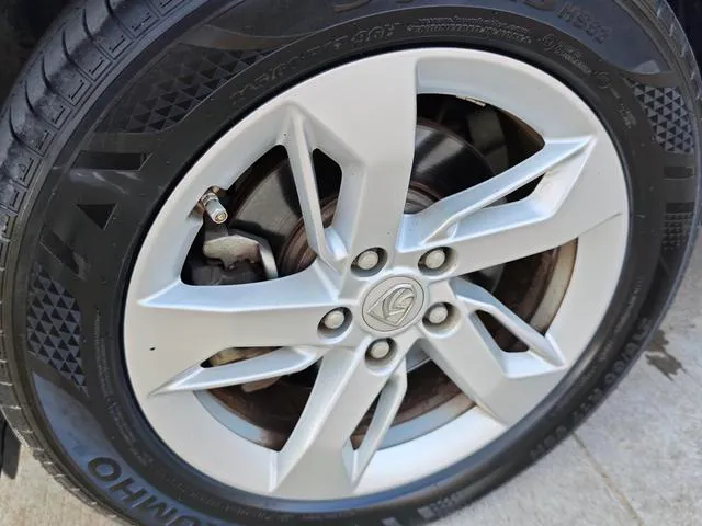 Used 2018 BaoJun 530 SAU000093