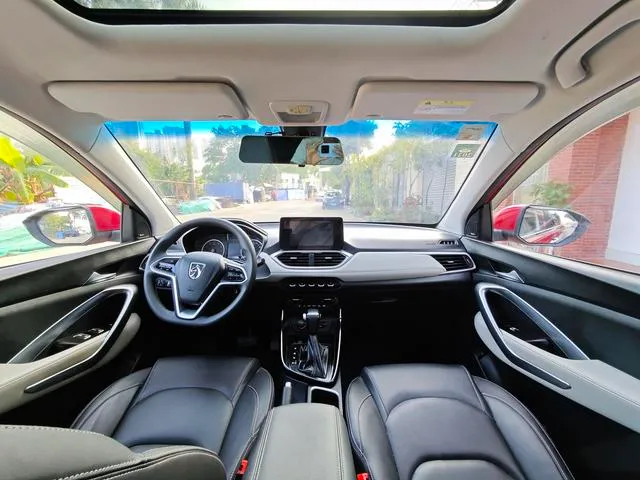 Used 2018 BaoJun 530 SAU000093