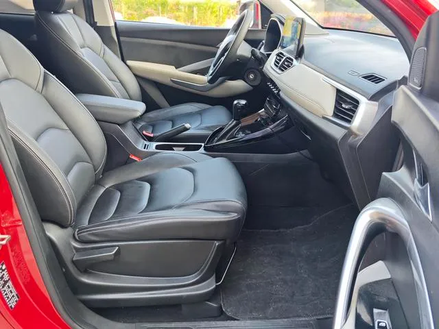 Used 2018 BaoJun 530 SAU000093