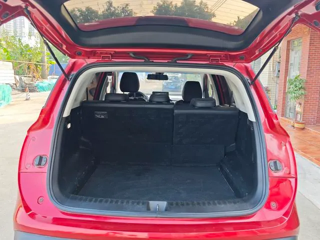 Used 2018 BaoJun 530 SAU000093