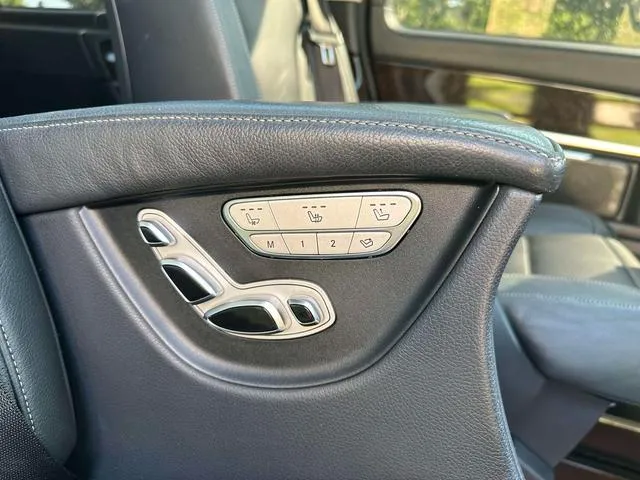 Used 2018 Mercedes-Benz V Class SAU000044 (24) Used 2018 Mercedes-Benz V Class SAU000044