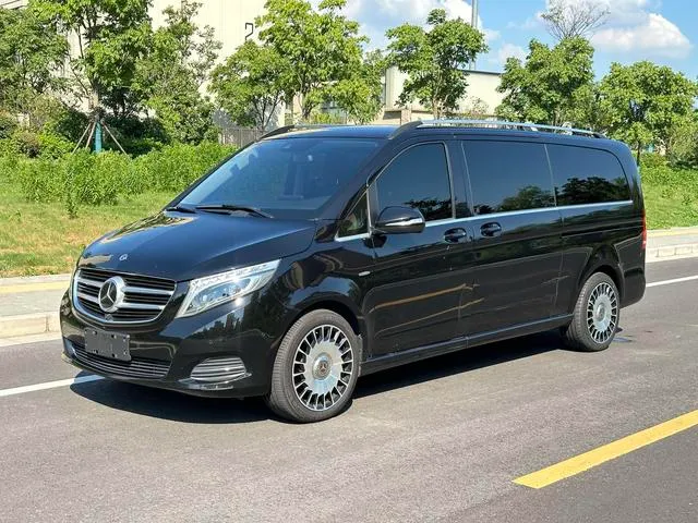 Used 2018 Mercedes-Benz V Class SAU000044 Used 2018 Mercedes-Benz V Class SAU000044