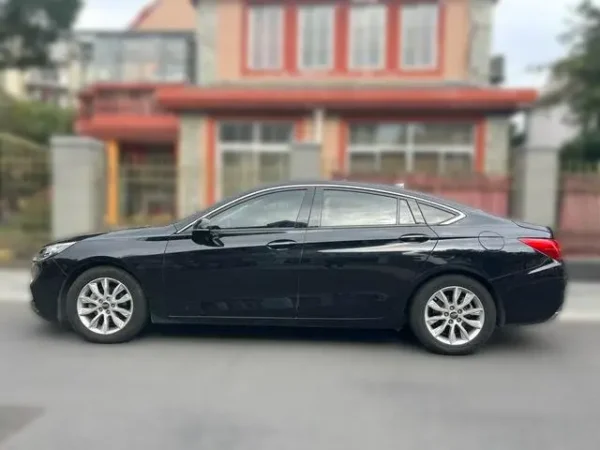 Used 2020 HongQi H5 SAU000052
