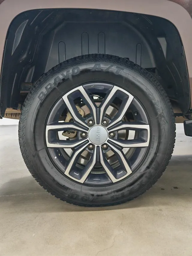 Used 2020 JMC Yuhu 9 SAU000083