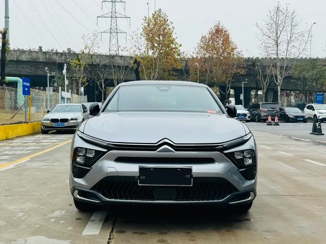 Used 2021 Citroen C5 X SAU000070