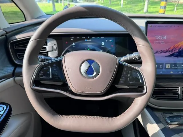 Used 2022 Denza D9 SAU000054 (14) Used 2022 Denza D9 SAU000054