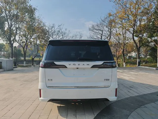 Used 2022 Voyah Dream SAU000062 (3) Used 2022 Voyah Dream SAU000062