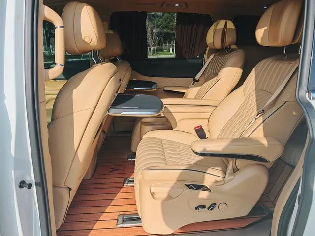 Used 2022 Voyah Dream SAU000062 (9) Used 2022 Voyah Dream SAU000062