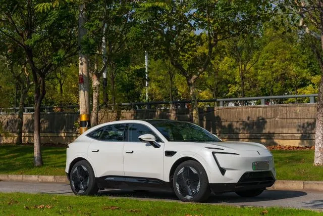 Used 2023 Avatr 11 SAU000058 (10) Used 2023 Avatr 11 SAU000058