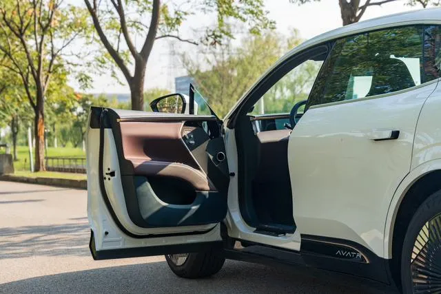 Used 2023 Avatr 11 SAU000058 (11) Used 2023 Avatr 11 SAU000058