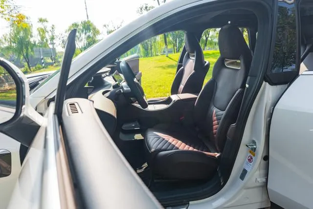 Used 2023 Avatr 11 SAU000058 (8) Used 2023 Avatr 11 SAU000058