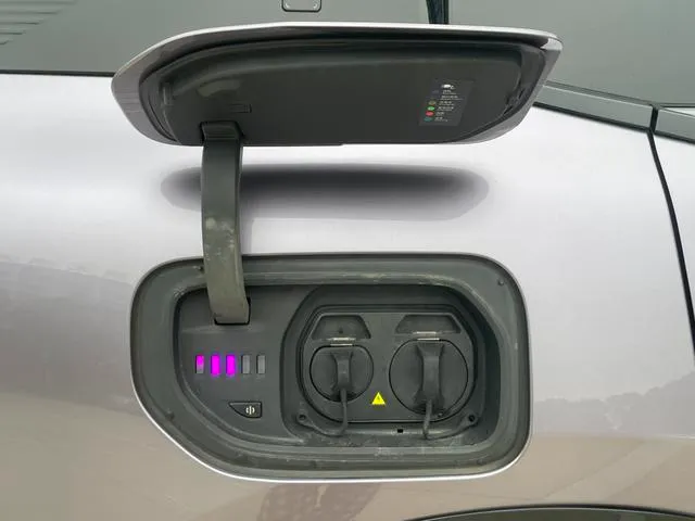 Used 2023 HiPhi Y SAU000053 (11) Used 2023 HiPhi Y SAU000053