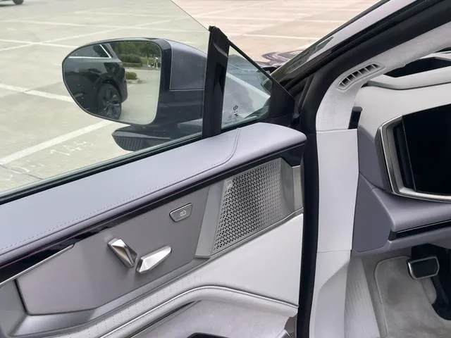 Used 2023 HiPhi Y SAU000053 (12) Used 2023 HiPhi Y SAU000053