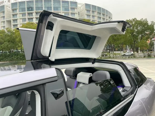 Used 2023 HiPhi Y SAU000053 (14) Used 2023 HiPhi Y SAU000053