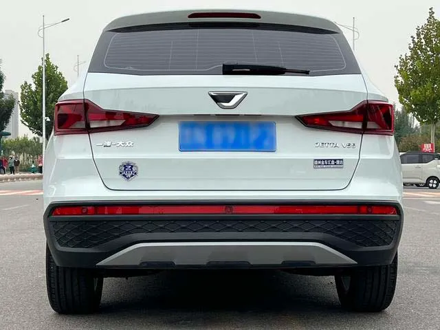 Used 2023 Jetta VS5 SAU000048