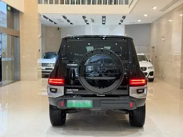 Used 2024 Tank 700 Hi4-T SAU000036 (17) Used 2024 Tank 700 Hi4-T SAU000036