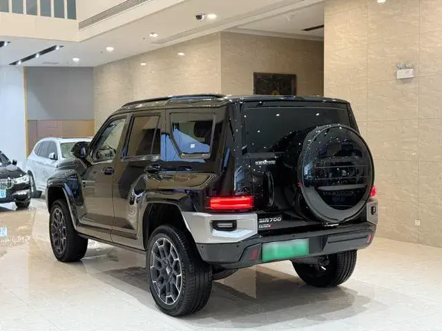 Used 2024 Tank 700 Hi4-T SAU000036 (5) Used 2024 Tank 700 Hi4-T SAU000036