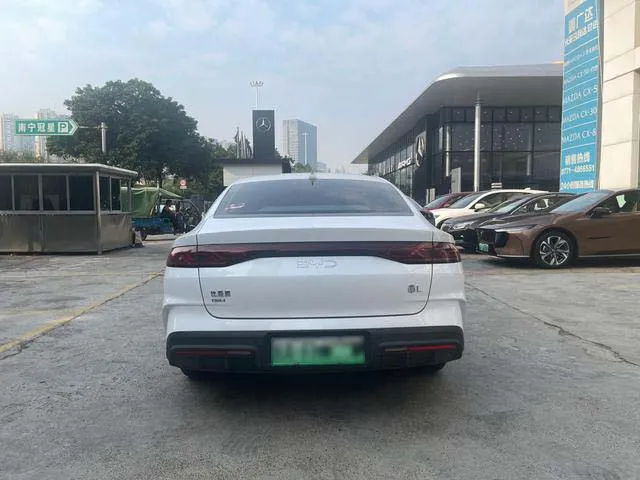 Used BYD QinL 2024 SAU000008