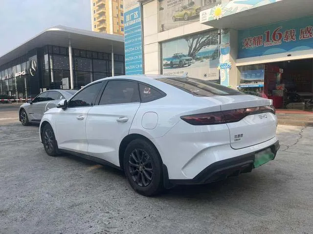 Used BYD QinL 2024 SAU000008