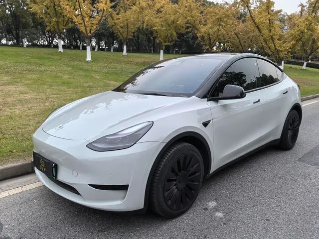Used Tesla Model Y 2022 SAU000035 Used Tesla Model Y 2022 SAU000035