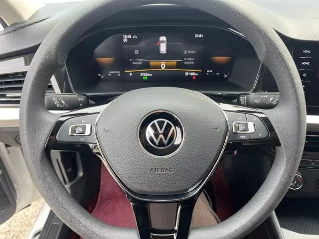 Used Volksvagen Lavida 2022 SAU000012