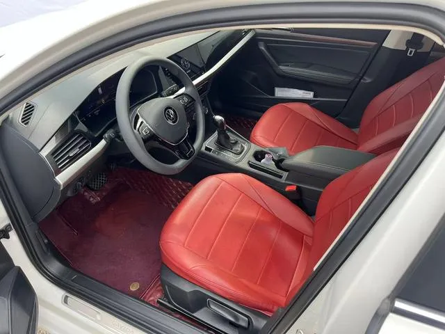 Used Volksvagen Lavida 2022 SAU000012