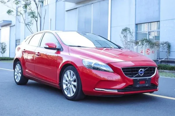 Used Volvo V40 2015 SAU000032