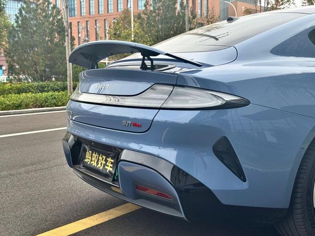 Used Xiaomi Su7 2024 SAU000028 (4) Used Xiaomi Su7 2024 SAU000028