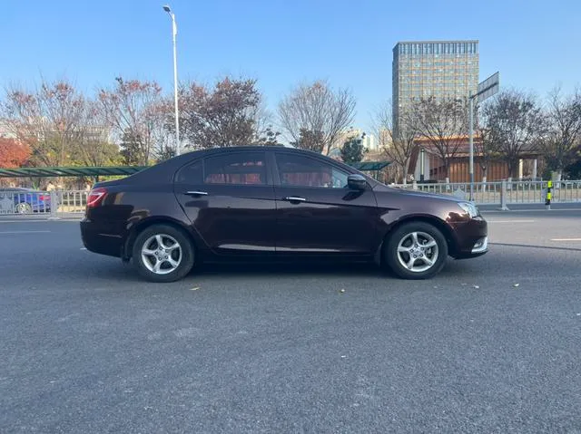 Used 2015 Geely Emgrand SAU000136 (1)