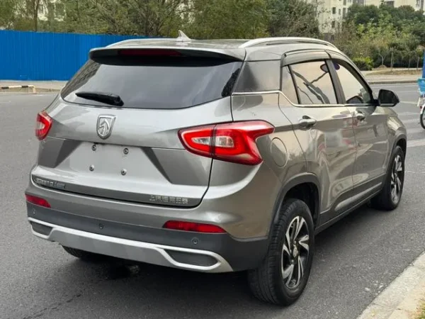 Used 2017 BaoJun 510 SAU000104
