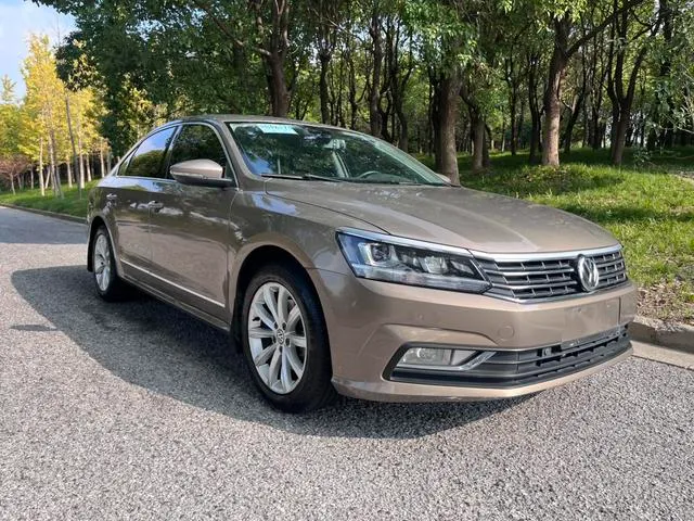 Used 2017 Volkswagen Passat SAU000127 (3) Used 2017 Volkswagen Passat SAU000127