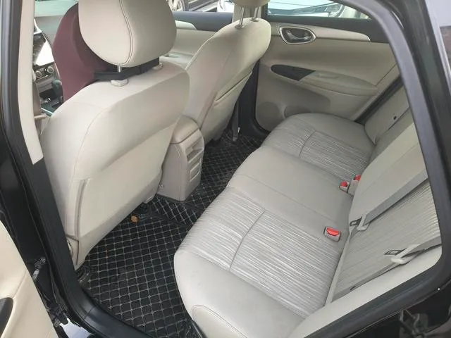 Used 2019 Nissan Sylphy SAU000125