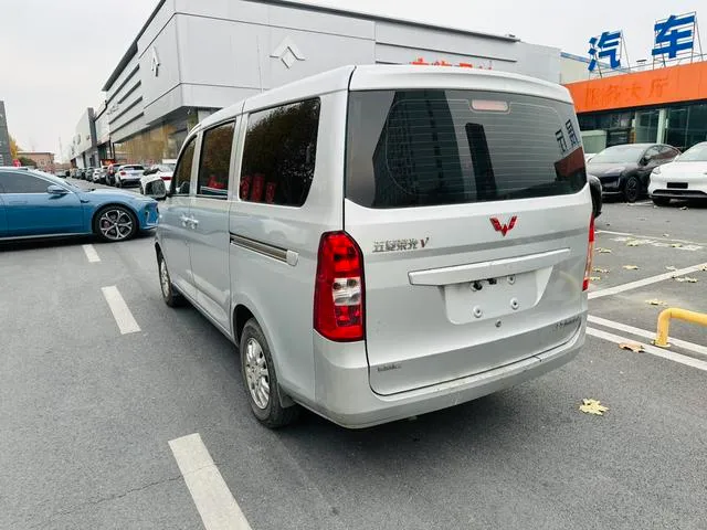 Used 2019 WuLing RongGuang V SAU000108