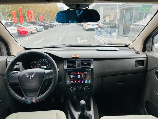 Used 2019 WuLing RongGuang V SAU000108