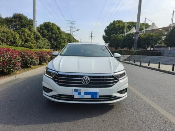 Used 2020 Volkswagen Sagitar SAU000128