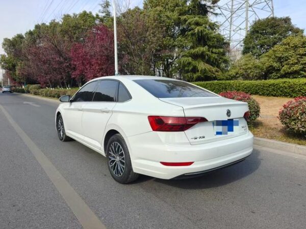 Used 2020 Volkswagen Sagitar SAU000128