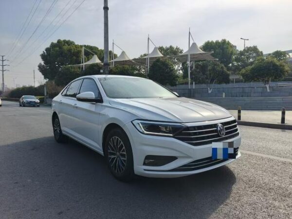 Used 2020 Volkswagen Sagitar SAU000128