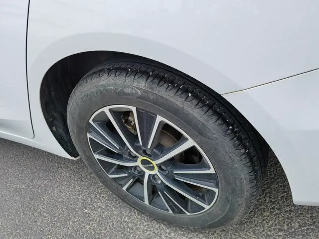 Used 2021 Roewe i5 SAU000095 (10) Used 2021 Roewe i5 SAU000095