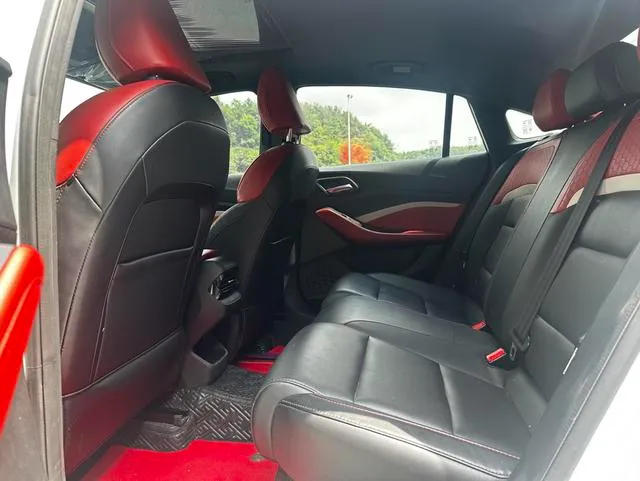 Used 2021 Roewe i5 SAU000096