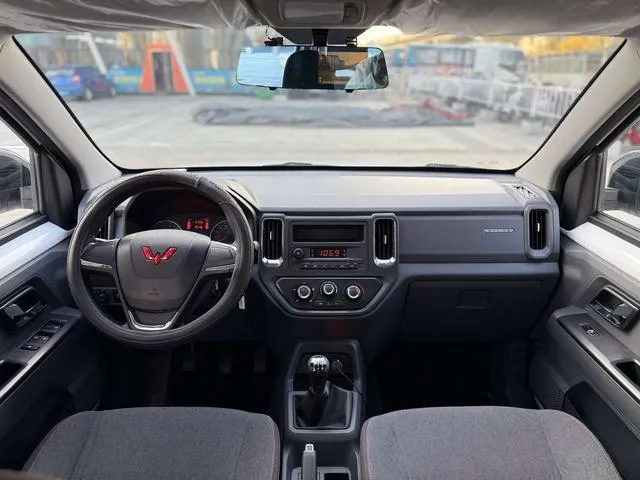 Used 2021 WuLing ZhentTu SAU000122 (6) Used 2021 WuLing ZhentTu SAU000122