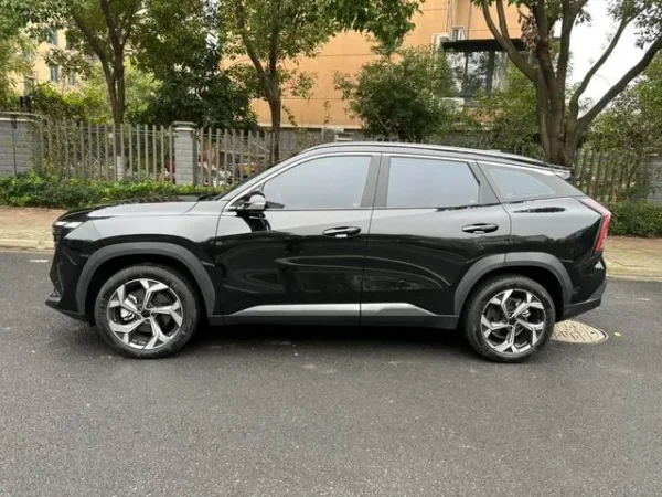 Used 2023 Geely Azkarra L SAU000129