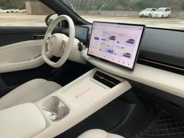 Used 2024 BaoJun Cloud Sea SAU000147